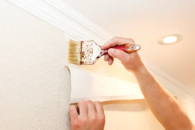Pose de papier peint au Rozel — revêtements muraux et toiles de verre